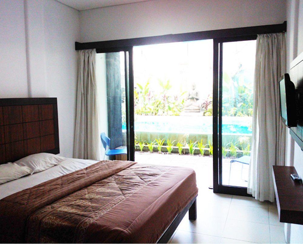 The Kubu Hotel Kuta  Exterior photo